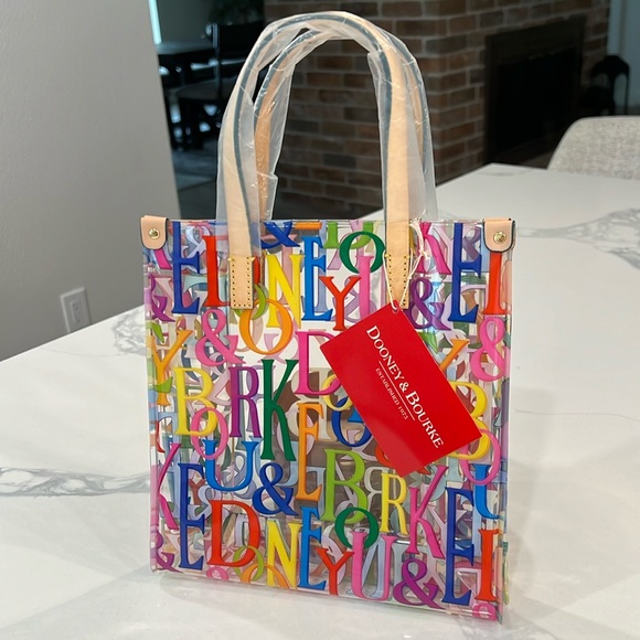 Dooney & Bourke Handbags - 💕💜Cute.Dooney & Bourke.